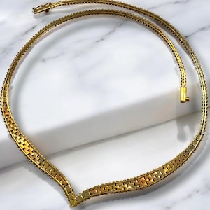 Gorgeous Vintage 14K Italian Solid Tri-Color Gold 16” “V” Style Chain Necklace!