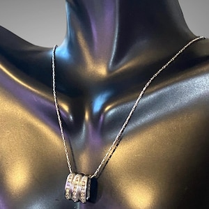 Estate Vintage 14K White Gold 16” Diamond Pendant Necklace GORGEOUS!!