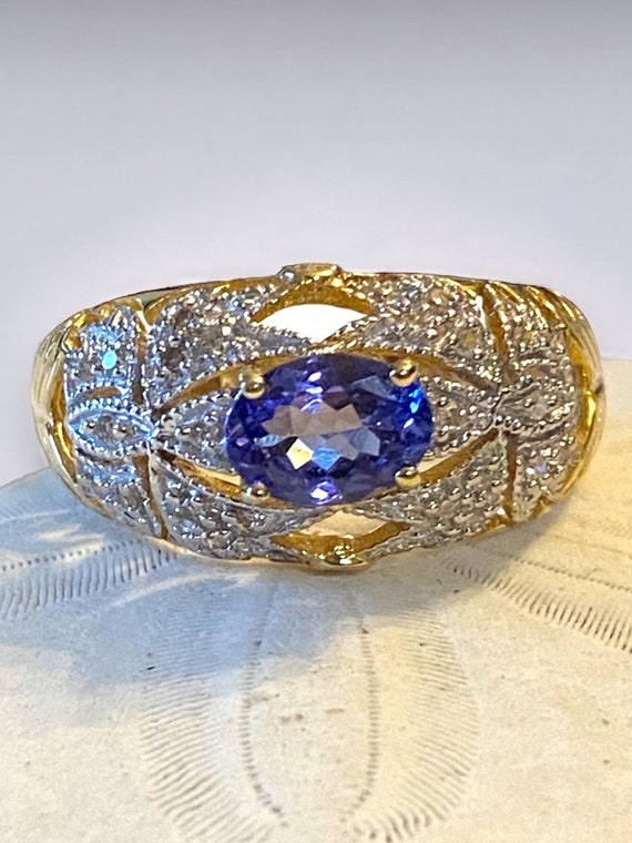 STUNNING 14K Gold Diamond Oval TANZANITE and Diam… - image 10