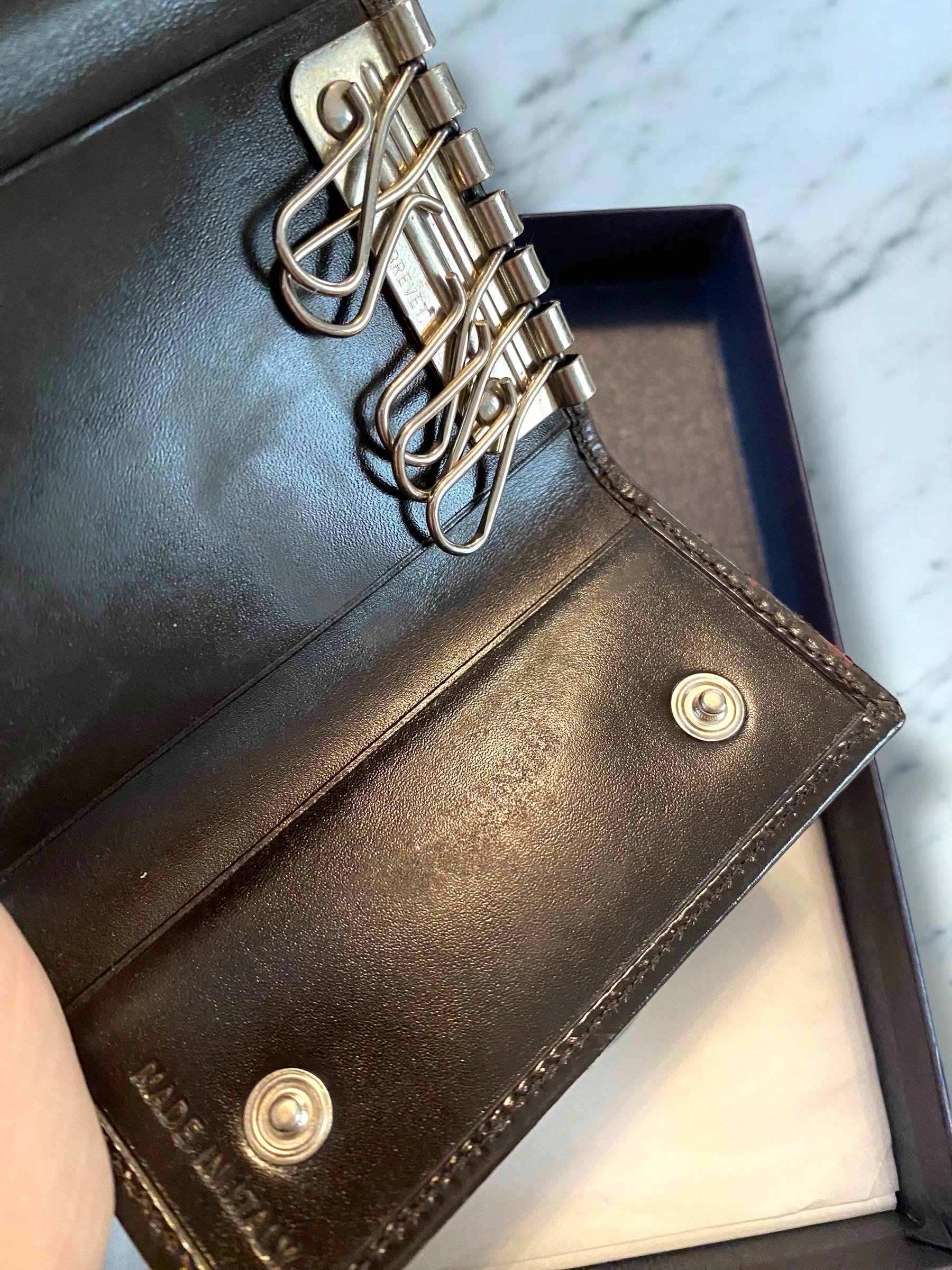 Vintage Authentic Prada Black Leather Key Holder Snap Close W/box