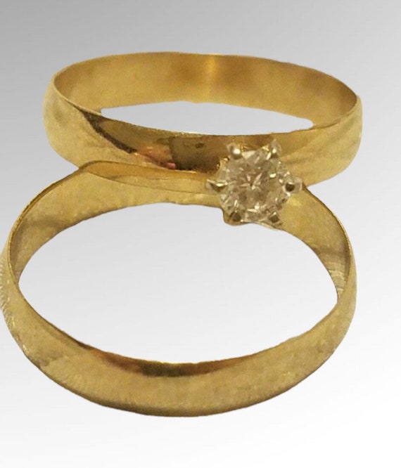 Vintage 10k Gold 1/4 Ct Diamond Wedding Band Enga… - image 4