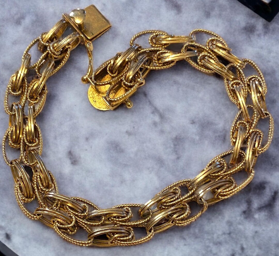 Vintage 1960's 14K Yellow Gold Wide Unique Link Heart Clasp 7.5