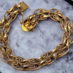 Vintage 1960's 14K Yellow Gold Wide Unique Link Heart Clasp 7.5” CHARM BRACELET!