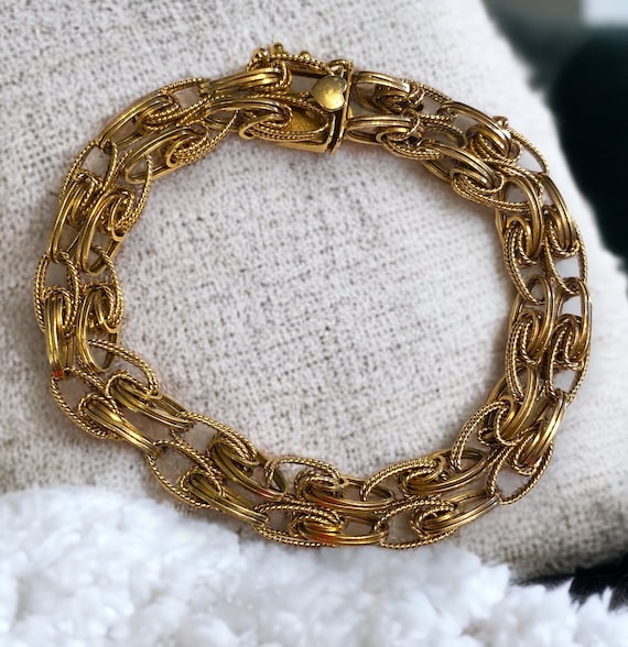 Vintage 1960's 14K Yellow Gold Wide Unique Link Heart Clasp 7.5