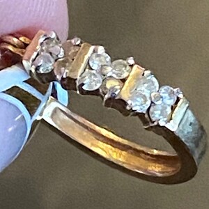 BEAUTIFUL 14k Yellow Gold Diamond .36 CTW Hoop SINGLE (1) Oval Earring
