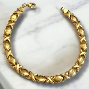 Pretty Vintage 10k Yellow Gold 5mm Wide XOXO Link 7.25” Bracelet!