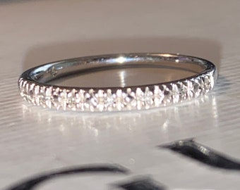 14k White Gold Diamond 1.25mm Wide Band Wedding Ring Size 6.25