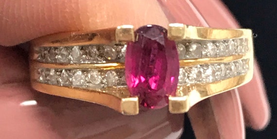 GORGEOUS 14K Gold Ruby and Diamond Band Princess … - image 9