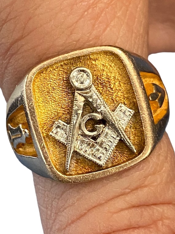 Vintage MENS MASONIC 10K Two Tone Gold Ring Size … - image 3