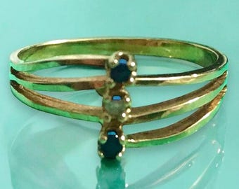 Vintage 14K Yellow Gold SAPPHIRE and DIAMOND Ring Size 6.5 PRETTY!