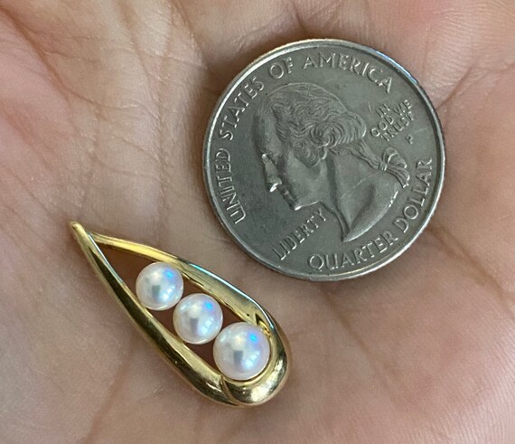 VINTAGE Large 14K Gold Triple Graduated Pearl Sli… - image 10