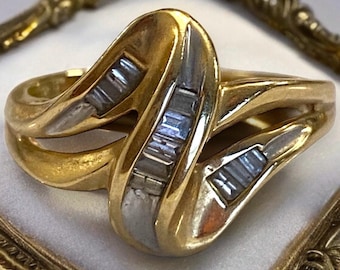 Gorgeous Vintage 14K Yellow Gold DIAMOND Baguettes Swirl Cluster Ring Size 6.75