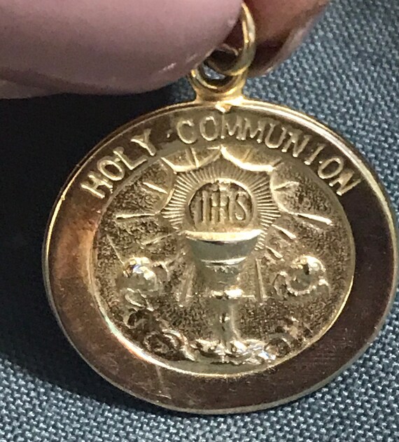 Vintage 60’s 14K Yellow Gold "HOLY COMMUNION" CHAR