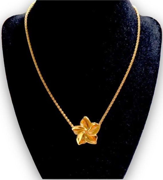 Gorgeous 14K Yellow Gold Large Plumeria Flower Pe… - image 10