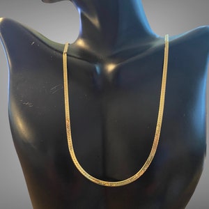 Vintage Italy 14K Yellow Gold 20” Herringbone Chain Necklace!