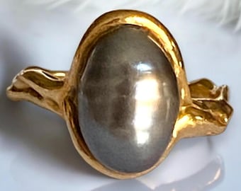 Exquisite Vintage 18K Yellow Gold Tahitian Black Pearl Ring Size 4