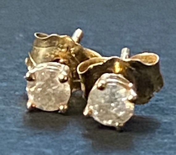 Vintage 14K Yellow Gold .20 CTW Diamond Stud Earr… - image 8
