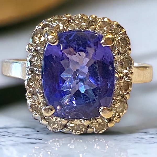 GORGEOUS Estate SOLID 14k White Gold Cushion Cut Tanzanite and Diamond Ring 7.5