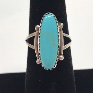 Beautiful Vintage Sterling Silver Turquoise Ring Size 7