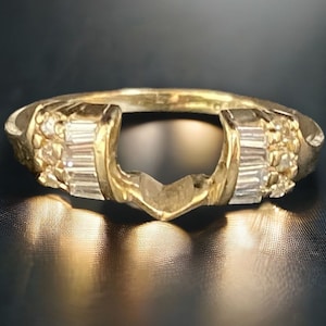 STUNNING Estate 14k Yellow Gold .60CTW Diamond Baguette Wedding Band Enhancer Wrap Ring Size 6