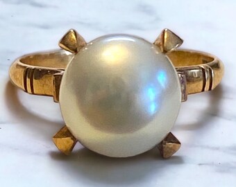 Beautiful VINTAGE 18K Yellow Gold Pearl Solitaire Statement Ring Size 6.5
