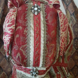 Elizabethan Renaissance Gown. Skirt, Bodice, Partlet, Caplet and ...