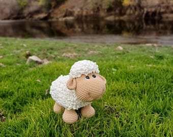 Woolly the Cute Sheep Amigurumi Crochet Pattern – Farm Animal Plush Toy PDF, DIY Soft Lamb Doll, Beginner-Friendly Pattern