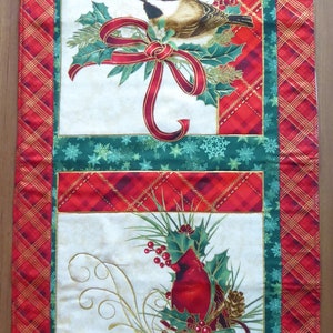WINTER BIRD WALLHANGING Handmade and Quilted by Sue