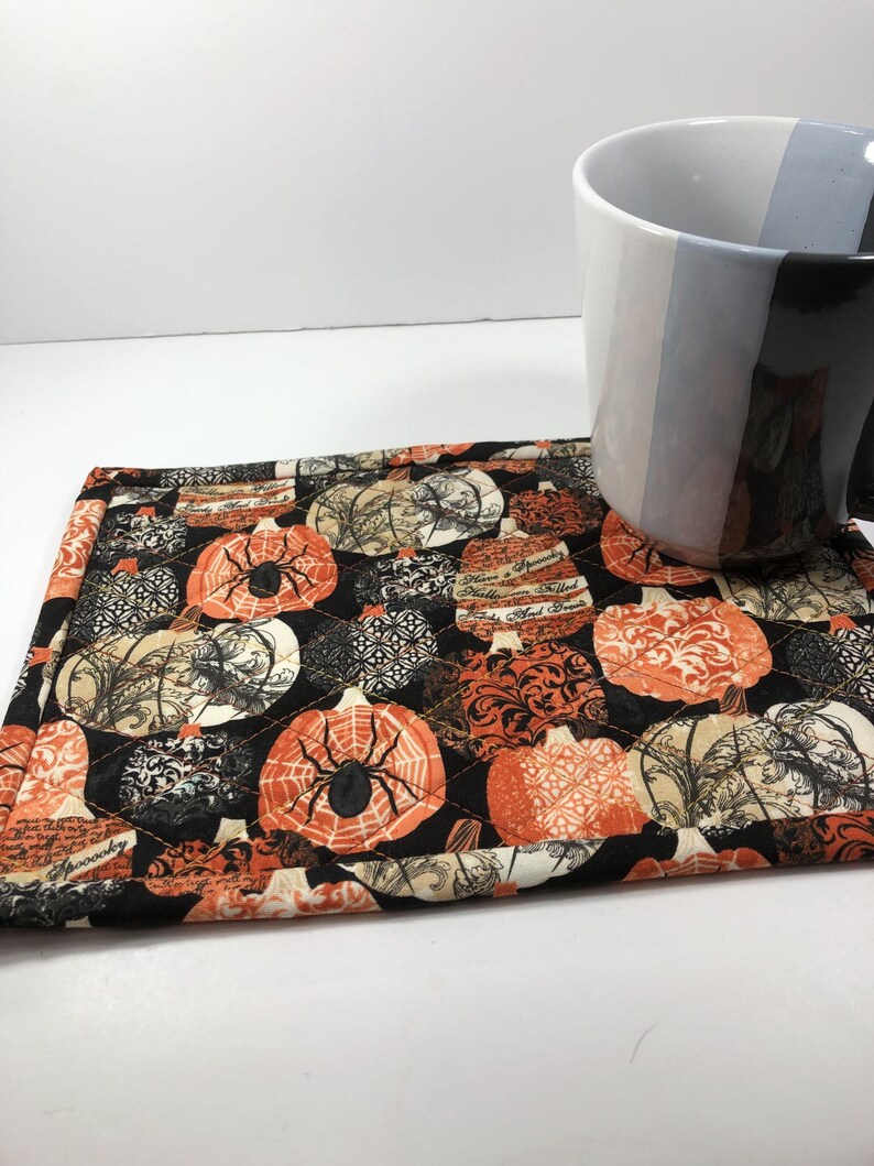 Halloween Spider Mug Rug: Quilted Table Mat, Large Coaster image 7
