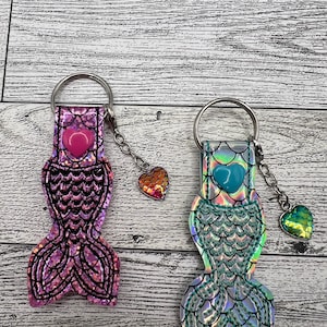 Holographic Mermaid Tail Keychain: Vinyl Charm Zipper Pull
