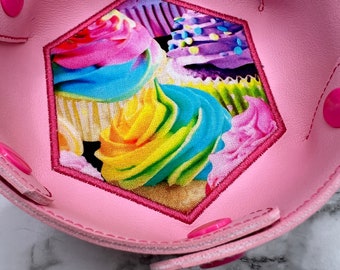 Cupcake Embroidery Vinyl Snap Tray: Collapsible Catch-All Bowl