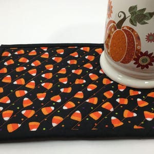 Halloween Spider Mug Rug: Quilted Table Mat, Large Coaster image 8
