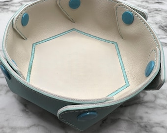 Embroidered Vinyl Hex Snap Tray: Collapsible Catch-All Bowl