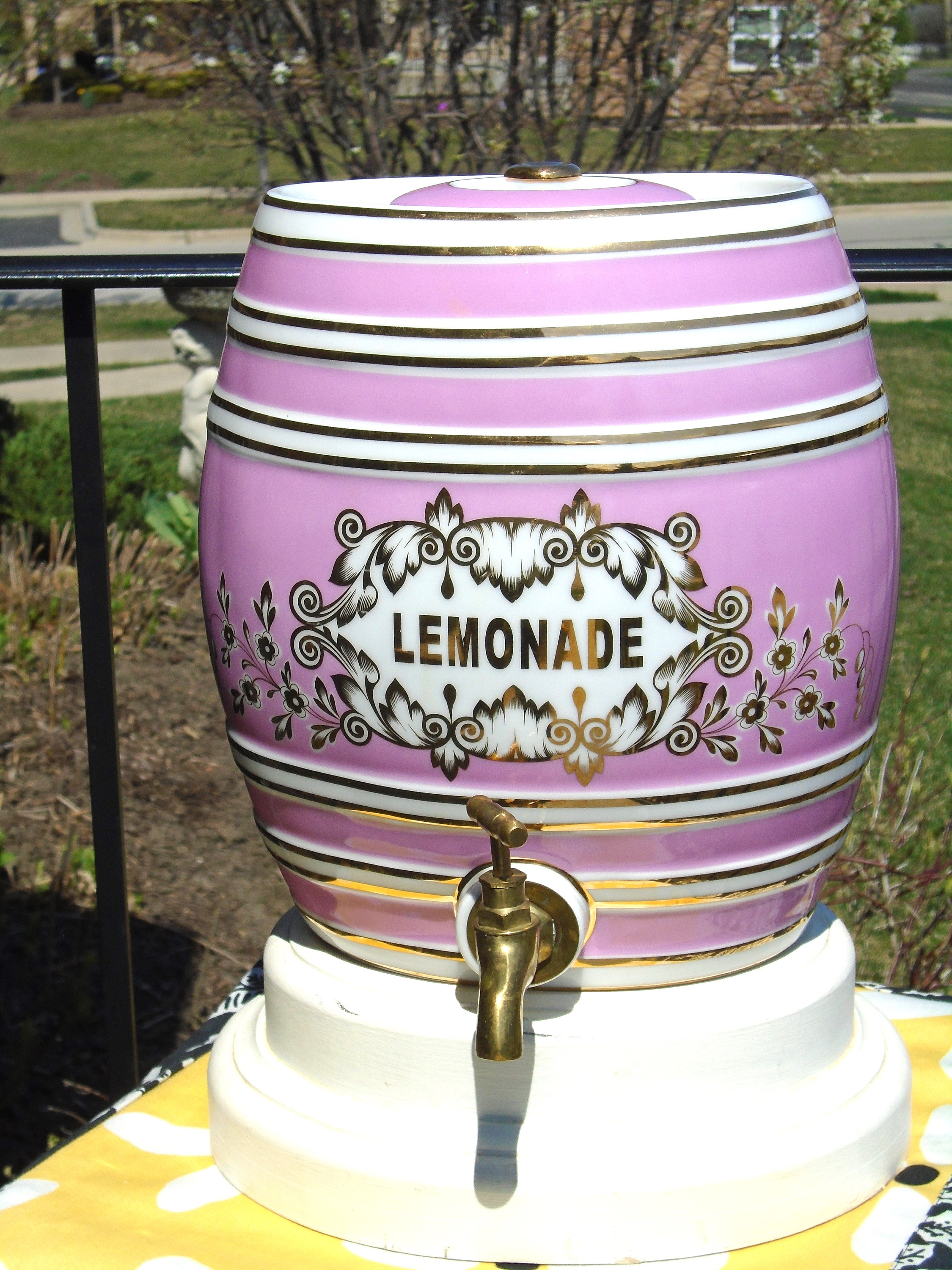 Vintage Two's Company Refreshing Lemonade Ceramic Dispenser 14 Tall