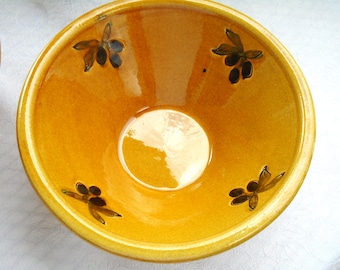 Stoneware Bowl Ambiance Sud French, Mustard Gold w/ Olive Design. Made in France, 8 1/2" wide at top rim, 2 3/4" tall.  Excellent condition