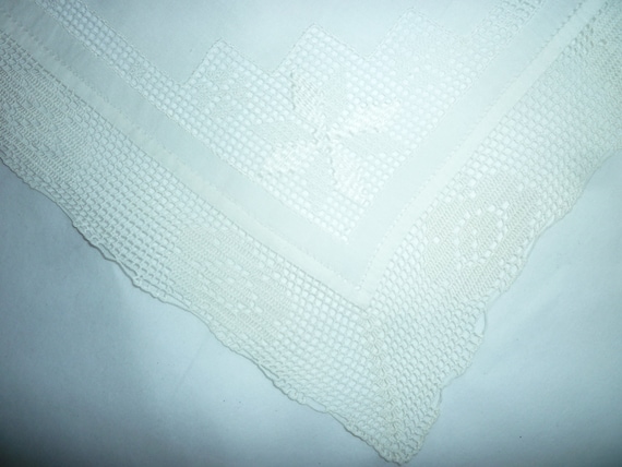Wedding Hankie / Bridal Hankie / White Fine Linen… - image 3