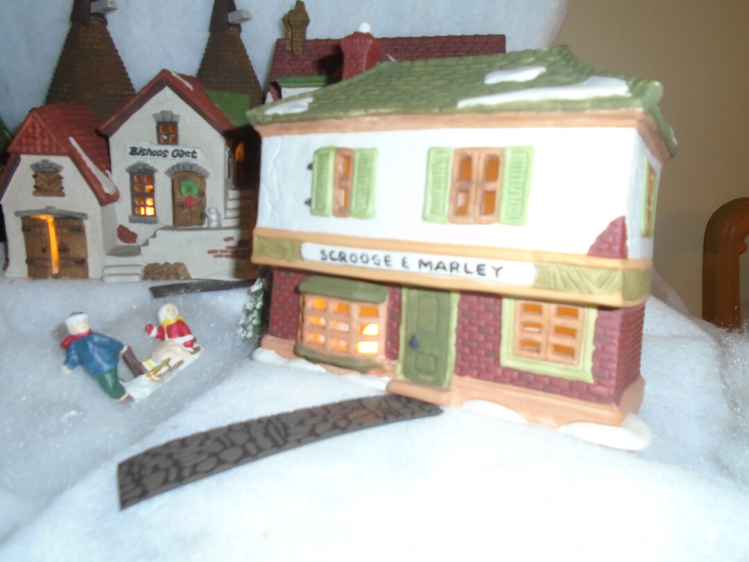 Scrooge &amp; Marley Counting House, Dept 56 Dickens Village Lighted ...