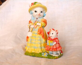 Mrs. Minnie Cheesbites w/ Astoria & Adelaide, The Victorian Collection, Mouse Family