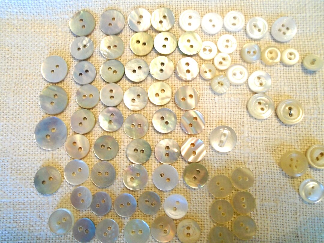 75+pcs Natural Shell 2 Holes Buttons Sewing Accessories Color Mother of ...