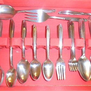 92 pc. Simeon & George H Rogers Co Silverware Set in Case w/ Drawer. Soft Wave Pattern