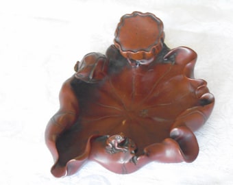 Incense Holder Ashtray Frog on Lotus Leaf Dish Tray Resin, Taiwan. Trinket/Jewelry Decorative Accent, Rare. Approx 6" x 5"x 2.25". Vintage