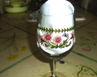 Botanic Garden by Portmeirion, Wine Glass, Choice  2, CYCLAMEN, 2, DAISY, 2, DOGROSE. Flower and Botanical name also printed on glass.