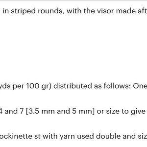 Peut inclure: Instructions de tricot pour un bonnet avec visi&egrave;re ou un b&eacute;ret. Le mod&egrave;le n&eacute;cessite trois pelotes de fil de poids sport en brun, vert et brun verd&acirc;tre. Il faut &eacute;galement des aiguilles &agrave; tricoter double pointes de tailles 4 et 7 (3,5 mm et 5 mm). L'&eacute;chantillon est de 14 mailles et 21 rangs pour 10 cm.