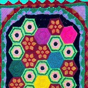 Crocheted Rug or Wall Hanging Pattern Digital Download Vintage Crochet Pattern