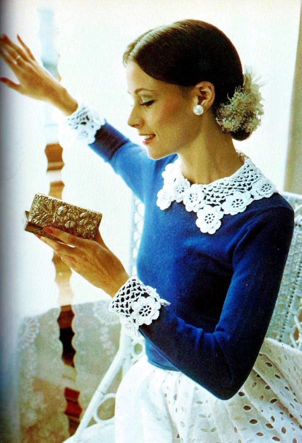 31 Crochet Collar Patterns with Spider Web, Lace, and Strawberry Styles 29 Crocheted Irish Lace Collar and Cuffs Patterns Vintage