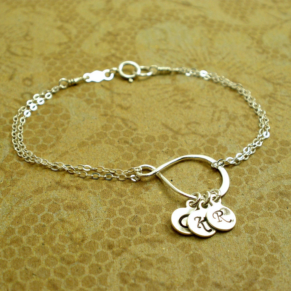Mom Bracelet With Kids Initials Personalized Mom Jewelry Etsy