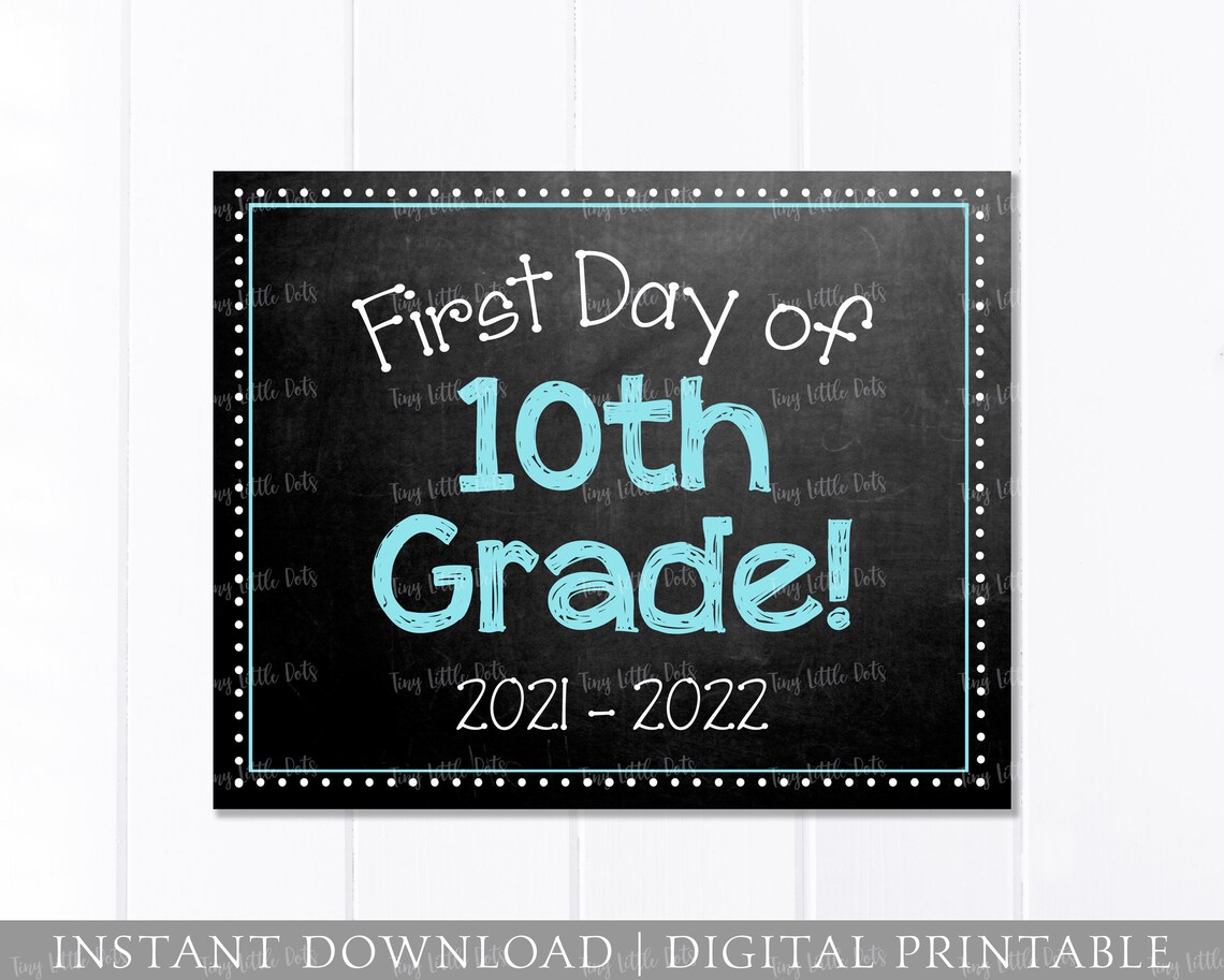 First Day of School Chalkboard Sign / 10th Grade / First Day | Etsy