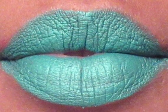 green liquid lipstick