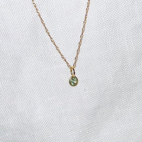 BABY GREEN Sapphire necklace, tiny green gemstone necklace, 18k Gold charm chain necklace, green pendant charm necklace gift