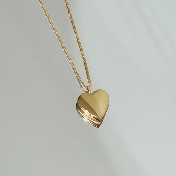 In my heart locket, 14k gold filled heart locket, Gold Heart Locket, Photo Necklace, Minimalist Personalized gifts, gift for her